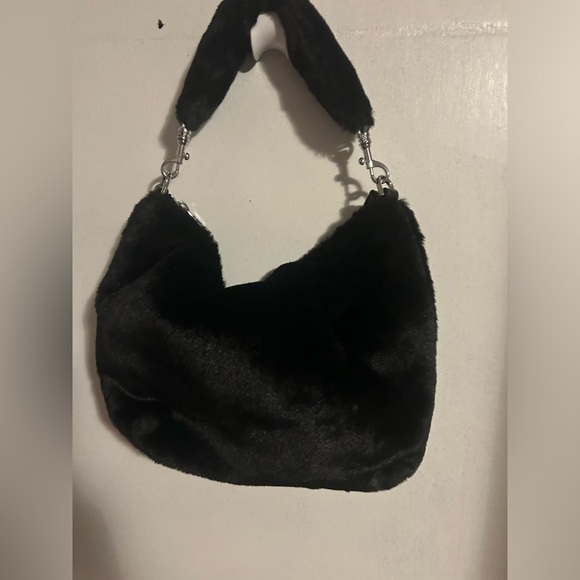 Ugg Duffy faux fur bag - Picture 2 of 7